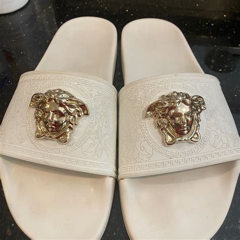 versace baroque medusa slide.